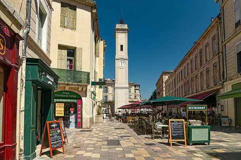 Place de l’Horloge