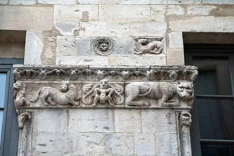 Maison romane
