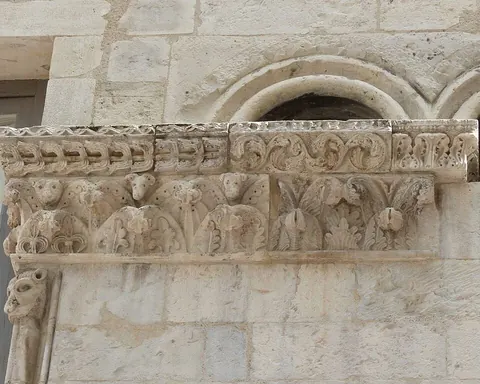 Maison romane