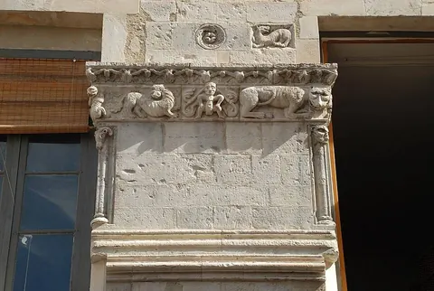 Maison romane