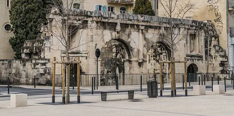 Porte d'Auguste