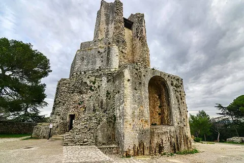 Tour Magne